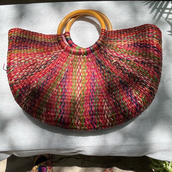 Colorful Straw Handbag - Picture 7 of 9